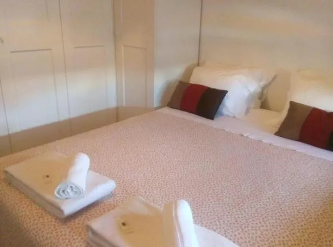 Bonfim Small House *